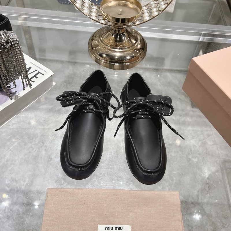 Miu Miu Casual Shoes